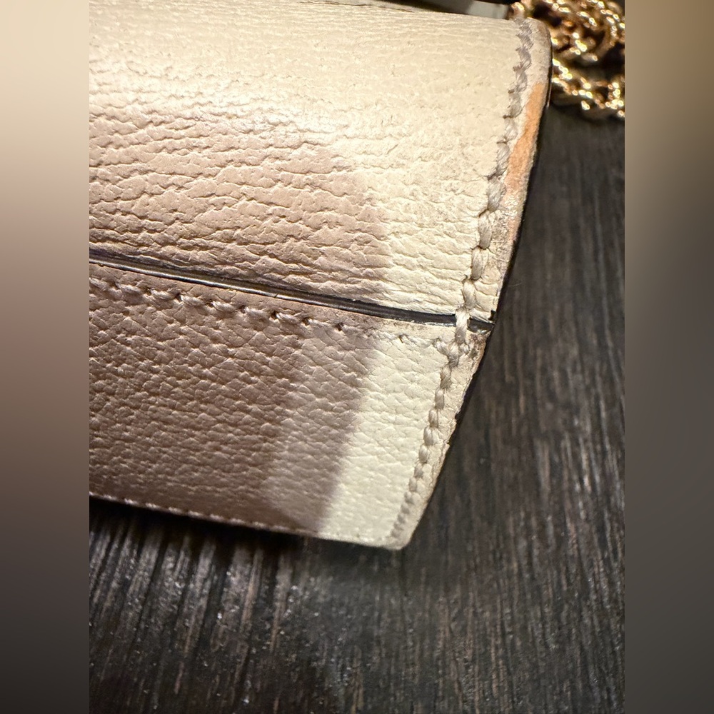 GUCCI Padlock Bee Leather Shoulder Bag Ivory - Picture 11 of 16